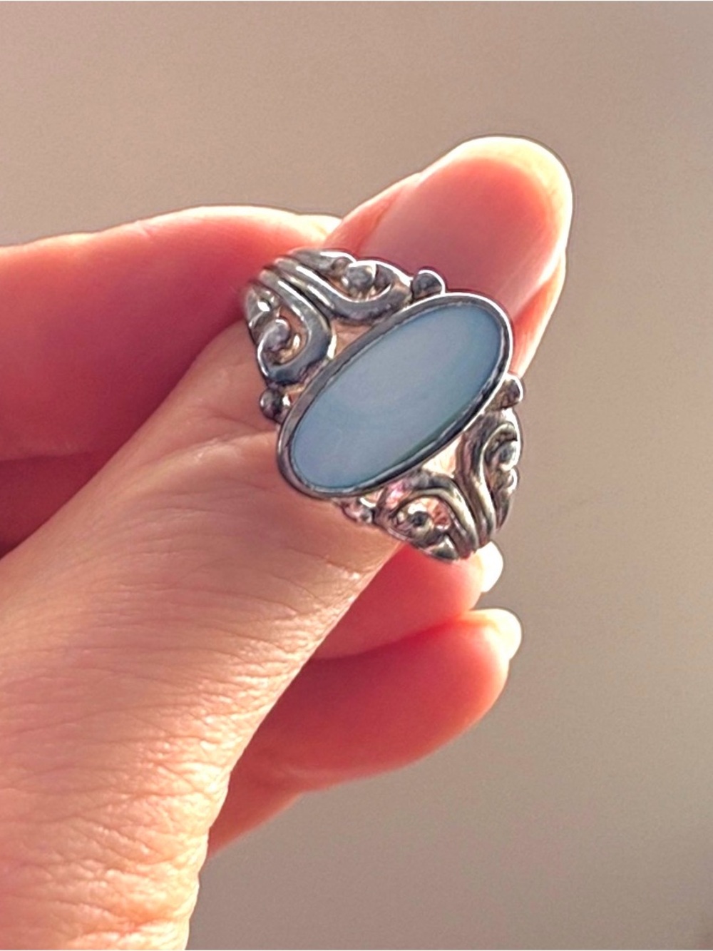 Vintage Avon 925 Sterling Silver Blue Mother of Pearl Filigree Ring Sz 10